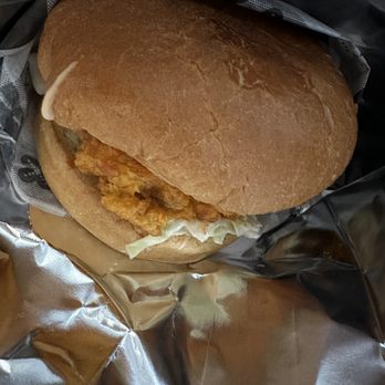 Chicciety - Inside - Chicken Shop Near Me - Walnut, California