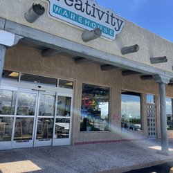 Creativity Warehouse - Front door