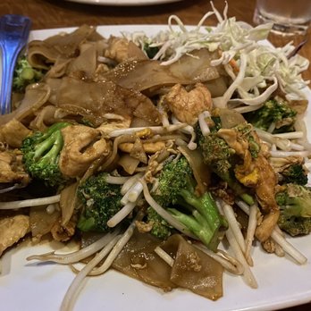 Thai E-San - Pad See Ew - Thai Near Me - Phoenix, Arizona