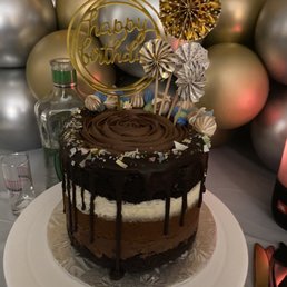 Tuxedo Cake with Cookie Crumbs! Tuxedo Cake with Cookie Crumbs!