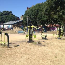 Mint Street Adventure Playground - Get your fitness on in the park!
