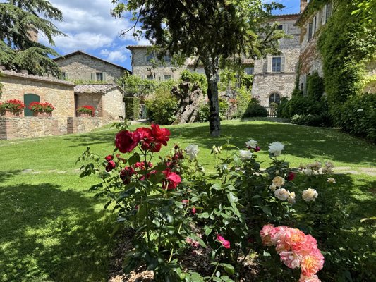 Borgo San Felice Resort Relais & Chateaux by null