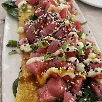 Island Grill - Poke nachos - Seafood Near Me - Islamorada, Florida