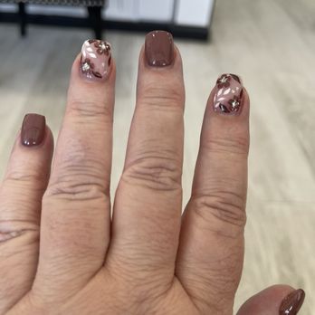 Mansion Nail Lounge - Nail Salons Near Me - Wichita, Kansas Mansion Nail Lounge - Nail Salons Near Me - Wichita, Kansas