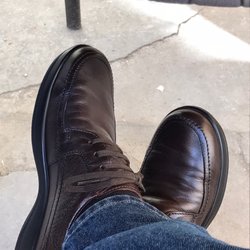 Joseph's Shoe Repair of Bloomington
