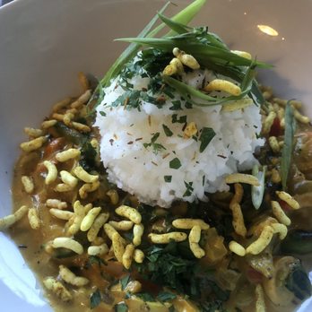 Hummingbird - Summer Curry - Bars Near Me - Raleigh, North Carolina Hummingbird - Summer Curry - Bars Near Me - Raleigh, North Carolina