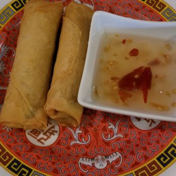 Li's noodles - Spring rolls - Pan Asian Near Me - Matthews, North Carolina