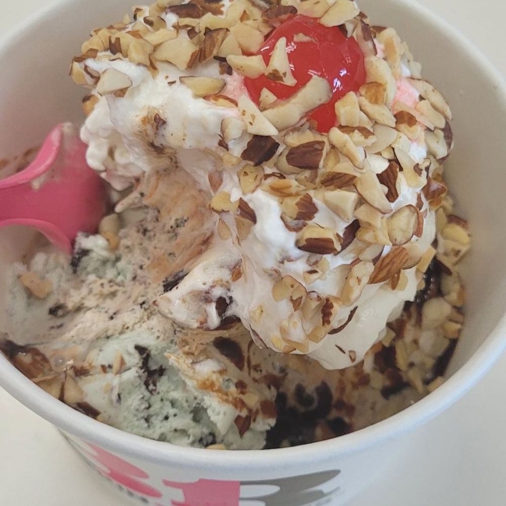 3 scoop sundae for an adult has kid's scoops