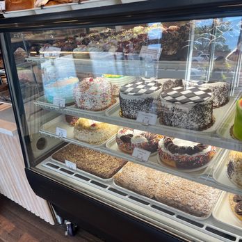 D'Orsi's Bakery - Caterers Near Me - Port Reading, New Jersey