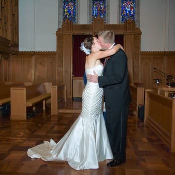 Eric Rice Photography - You may kiss your bride... - Session Photography Near Me - Kalamazoo, Michigan Eric Rice Photography - You may kiss your bride... - Session Photography Near Me - Kalamazoo, Michigan