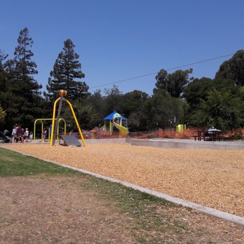 Sinsheimer Park - Zip line - Disc Golf Near Me - San Luis Obispo, California Sinsheimer Park - Zip line - Disc Golf Near Me - San Luis Obispo, California