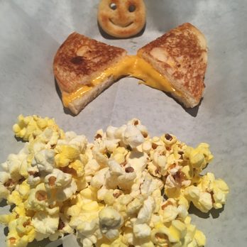Pop's Ice Cream & Soda Bar - Half a slice kids meal - Ice Cream & Frozen Yogurt Near Me - Roanoke, Virginia
