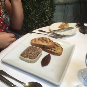 Clos Maggiore - Erm, wagyu beef terrine - French Near Me - London, XGL