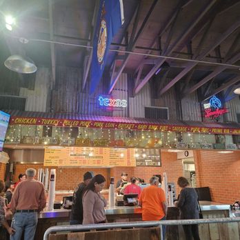 RUDY’S “COUNTRY STORE” AND BAR-B-Q - Updated October 2024 - 165 Photos ...