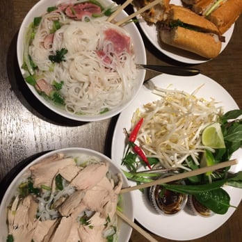 Pho Linh - Authentic Pho Soap, roaring Fireplace and Ginger gent - Vietnamese Near Me - Toronto, Ontario Pho Linh - Authentic Pho Soap, roaring Fireplace and Ginger gent - Vietnamese Near Me - Toronto, Ontario