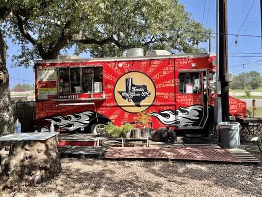 Smokin' Brew-B-Q by null