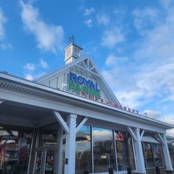 Royal Farms