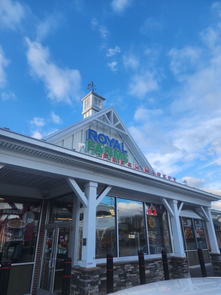 Royal Farms Logo