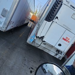 Smallwood's Mobile Service and Repair - Our expertise extends to multiple trailer types, such as dry vans, flatbeds, reefers, and tankers, ensuring top-notch maintenance and repair