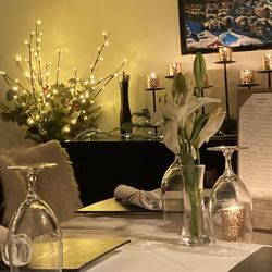 Alpenglow Bistro - Atmosphere