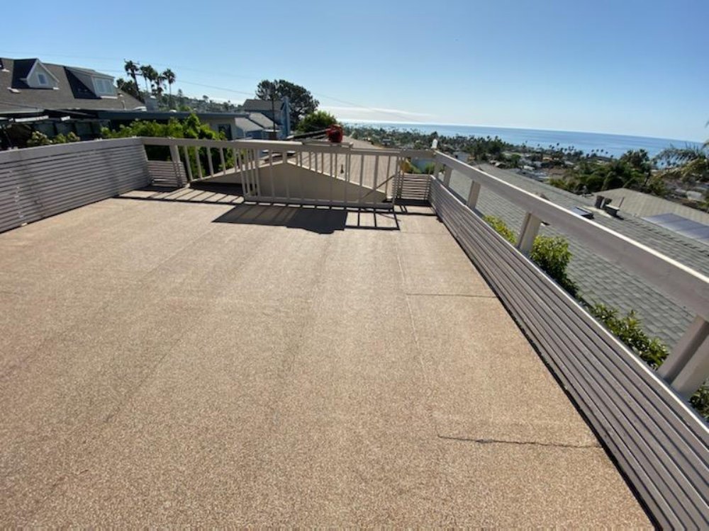 Slide of Eberhard Benton Roofing