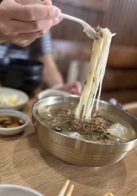 MDK Noodles (Myung Dong Kyoja) / Ramen Alley by null