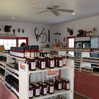 Stribling Orchard - In the store - Fruits & Veggies Near Me - Markham, Virginia