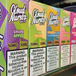 Red Star Vapor & Smoke