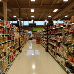 Sobeys - Cracker aisle
