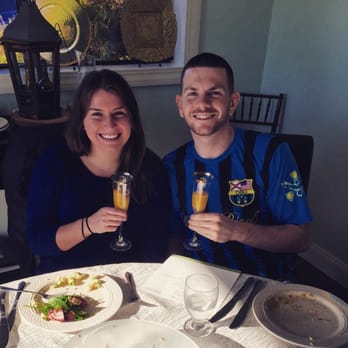 Blackstone Caterers - Happy customers at our tasting!! - Caterers Near Me - Middletown, Rhode Island