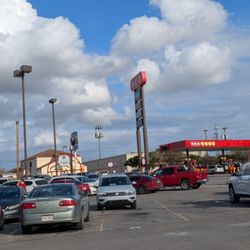 H-E-B