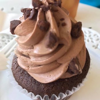 We Heart Cake Company - PC: Kathy - Bakeries Near Me - Honolulu, Hawaii We Heart Cake Company - PC: Kathy - Bakeries Near Me - Honolulu, Hawaii