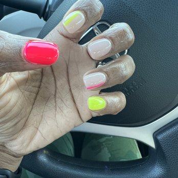 LA Nails - Nail Salons Near Me - Conyers, Georgia