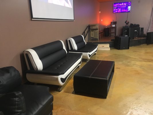 Tracxx Grill and Lounge by null