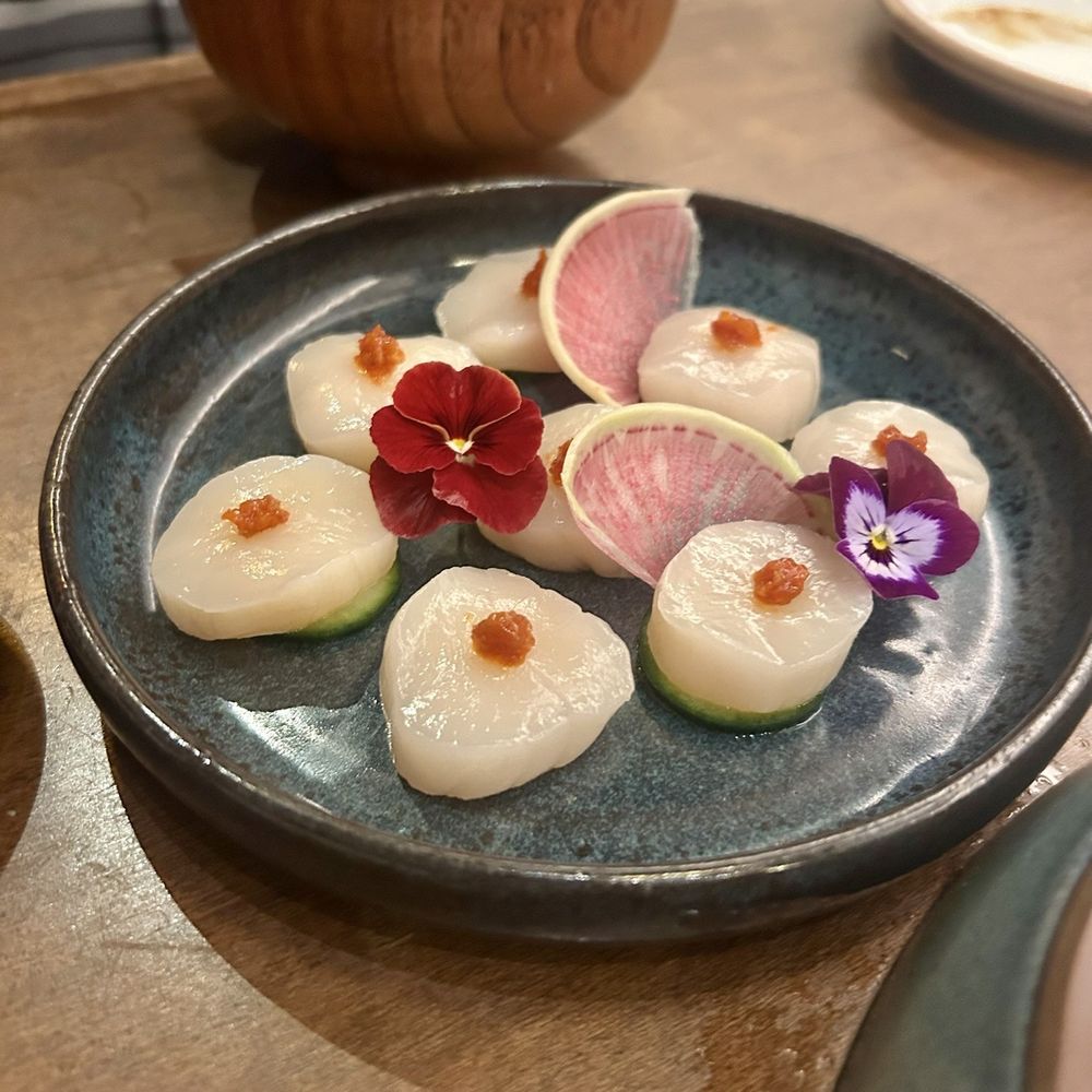 Azuki Sushi - Hokkaido scallop sashimi - Sushi Bars Near Me - San Diego, California Azuki Sushi - Hokkaido scallop sashimi - Sushi Bars Near Me - San Diego, California