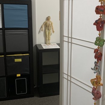 Buckeye Acupuncture - Inside the office of Dr Hong - Acupuncture Near Me - Worthington, Ohio