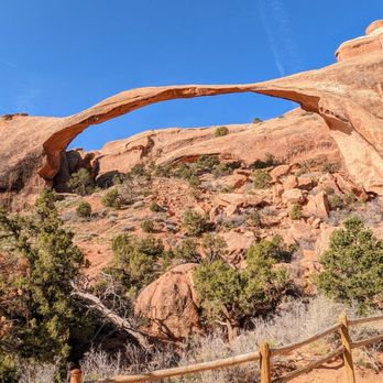 Landscape Arch - Instagram: @telephonesmoothie - Hiking Near Me - Moab, Utah