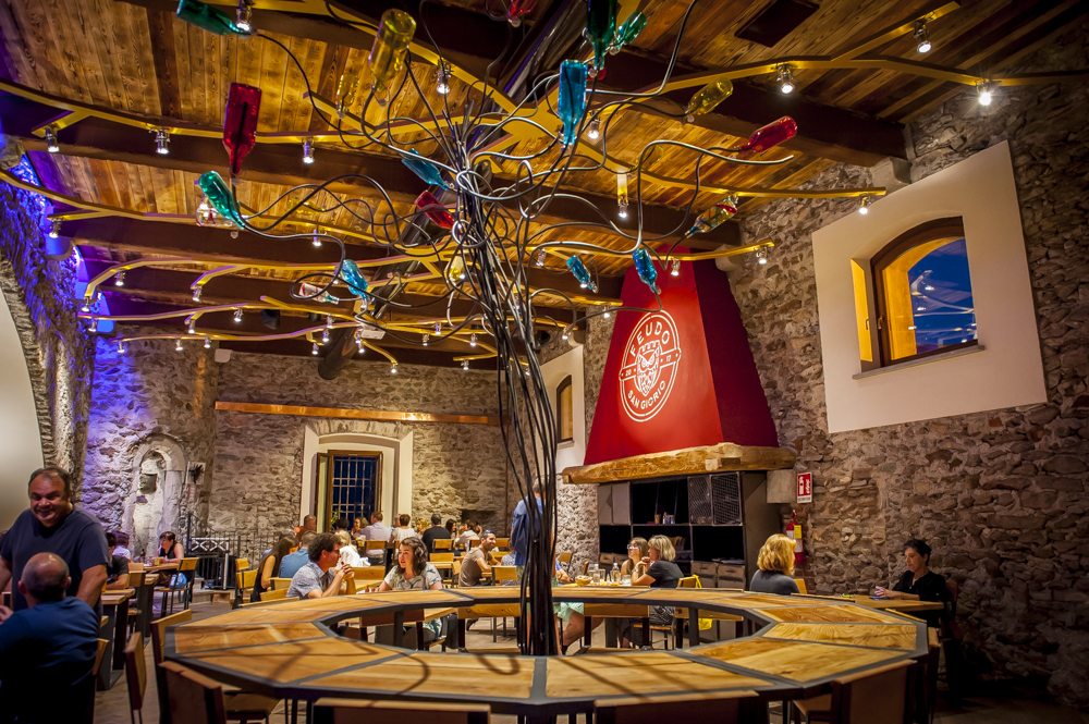 FEUDO DI SAN GIORIO Via del Castello 1, San Giorio di Susa, Torino