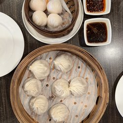 Elite Week: Journey to the Dumpling - Har gow + Xiao long bao