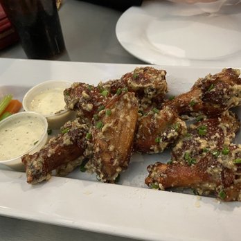 Mellow Mushroom Carmel - Cloud 9 Oven Roasted Wings - Pizza Near Me - Carmel, Indiana