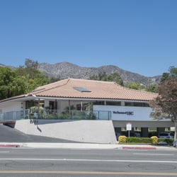 Keck Medicine of USC - USC Healthcare Center - La Cañada - Keck Medicine of USC - La Cañada, located at 1751 Foothill Blvd, La Cañada Flintridge, CA 91011, exterior