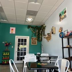 Beso Latte - Tables