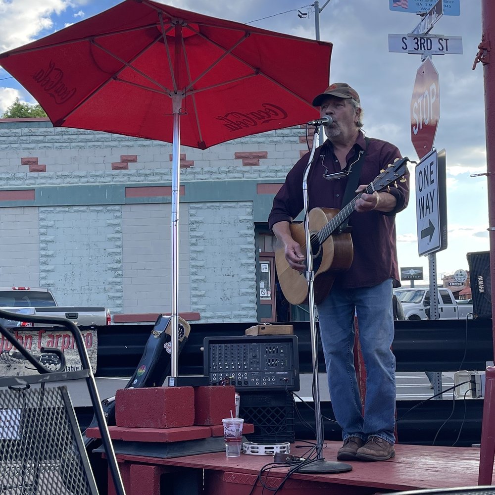 Cruiser's Cafe 66 - Cruiser's 66 Cafe, Williams, AZ - wonderful performer John Carpino June 13, 2023 - American Near Me - Williams, Arizona Cruiser's Cafe 66 - Cruiser's 66 Cafe, Williams, AZ - wonderful performer John Carpino June 13, 2023 - American Near Me - Williams, Arizona