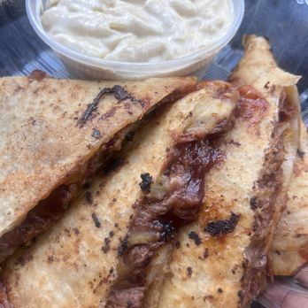 Big Belly Brothers BBQ - Pulled Pork Quesadilla - Food Trucks Near Me Big Belly Brothers BBQ - Pulled Pork Quesadilla - Food Trucks Near Me