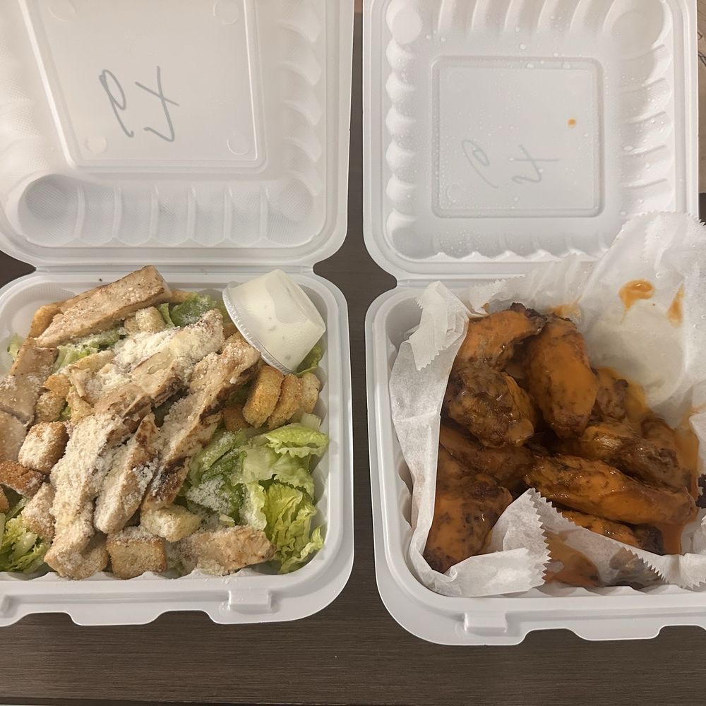 Pizza Mambo - Chicken Caesar Salad & Buffalo 10 Wings - Pizza Near Me - Ocean City, Maryland