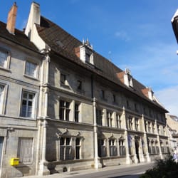 Musée du Temps - Façade du Musée.