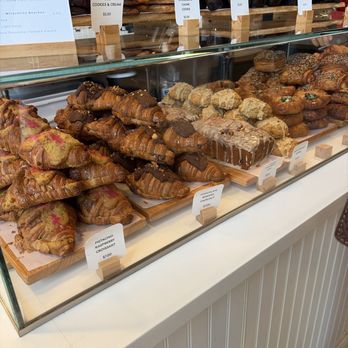 Covour Coffee - Display case - Coffee & Tea Near Me - Palo Alto, California