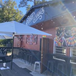 Lorena’s Tacos And Tamales - Outdoor seating