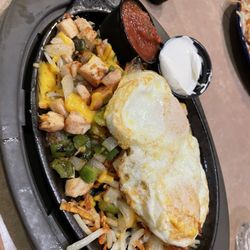 Jeremiah's Restaurant - Fajita skillet