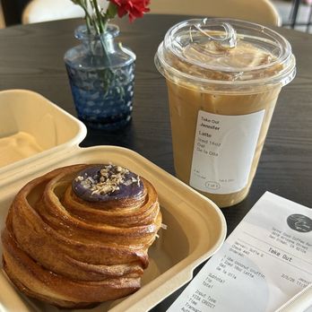 Saint Coco Coffee Bar - Ube coconut cruffin and a de la olla latte - Coffee & Tea Near Me - San Diego, California Saint Coco Coffee Bar - Ube coconut cruffin and a de la olla latte - Coffee & Tea Near Me - San Diego, California